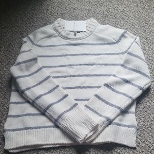 Willow And Wind Womens Sweater